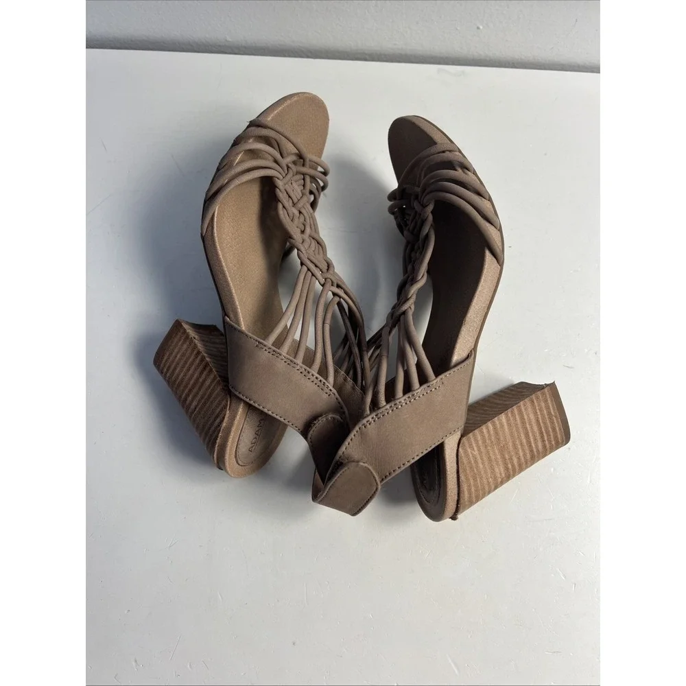 ADAM TUCKER Me Too Leather Up Sandals Chunky Heel Brown‎ Sz 7M Open Toe